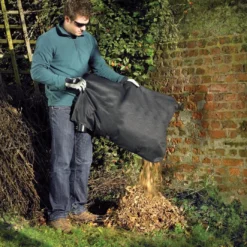 Black & Decker BLACK+DECKER GW3030-QS Bladblazer - 3000W - 50L Opvangbak - 16:1 Volumereductie -Planten Zorg Verkoop 1070x1200