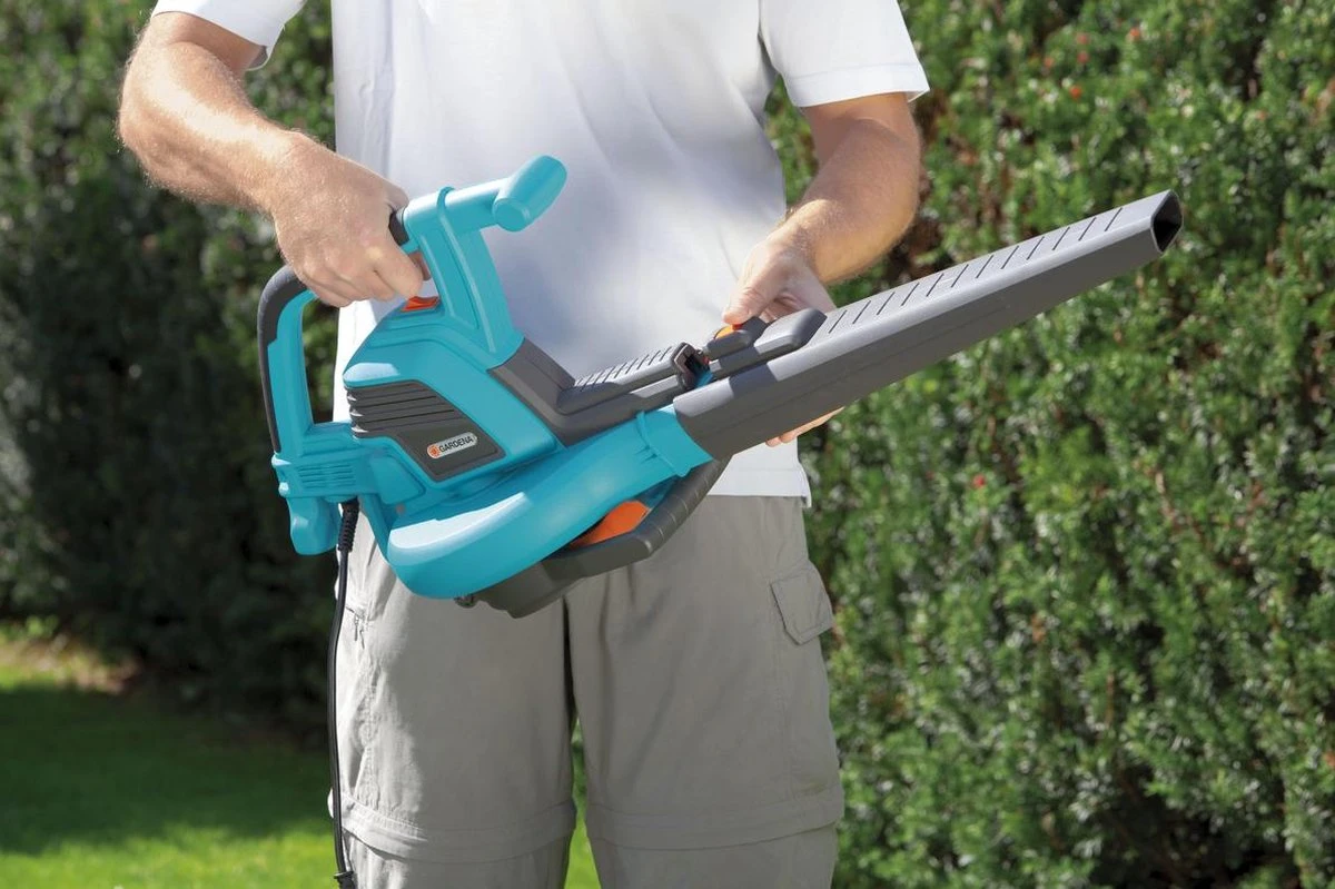 GARDENA ErgoJet 3000 Bladblazer - 3000W - Incl. 45l - Met Opvangzak 9 GARDENA ErgoJet 3000 Bladblazer - 3000W - Incl. 45l - Met Opvangzak - Afbeelding 9